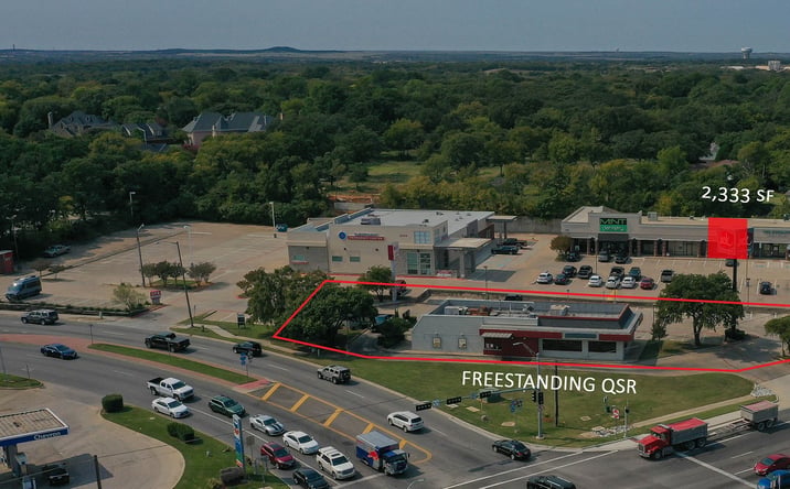 Pictures of Retail property located at 2398 S IH-35E, Denton, TX 76205 for lease - image #1