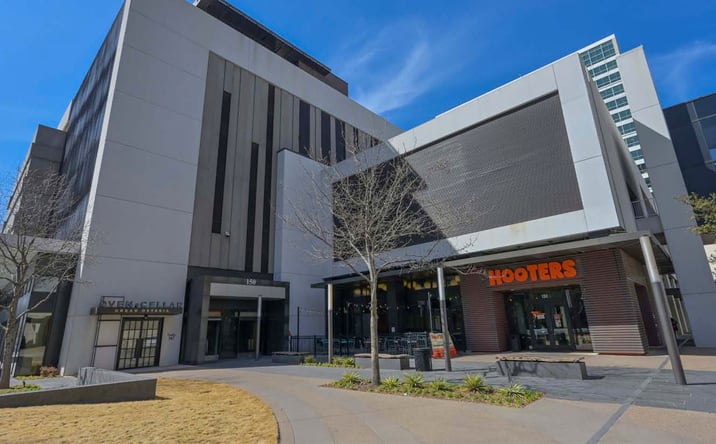 Pictures of Retail property located at 150 Throckmorton St, Fort Worth, TX 76102 for lease - image #1