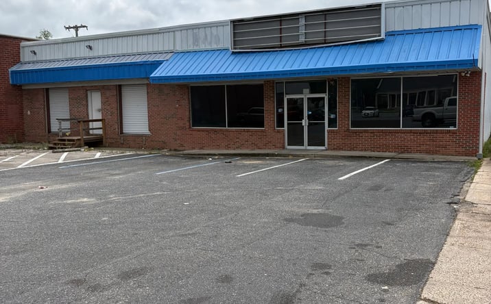Pictures of Retail property located at 321 West Jefferson Street, Quincy, FL 32351 for lease - image #1