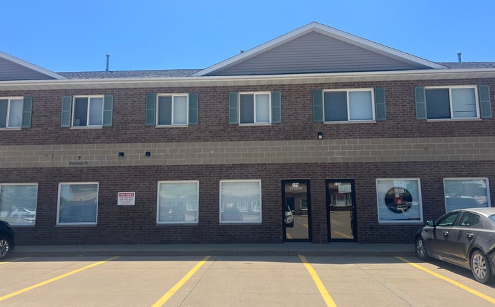 Pictures of Retail, Office property located at 7 Hawkeye Drive, North Liberty, IA 52317 for lease - image #1