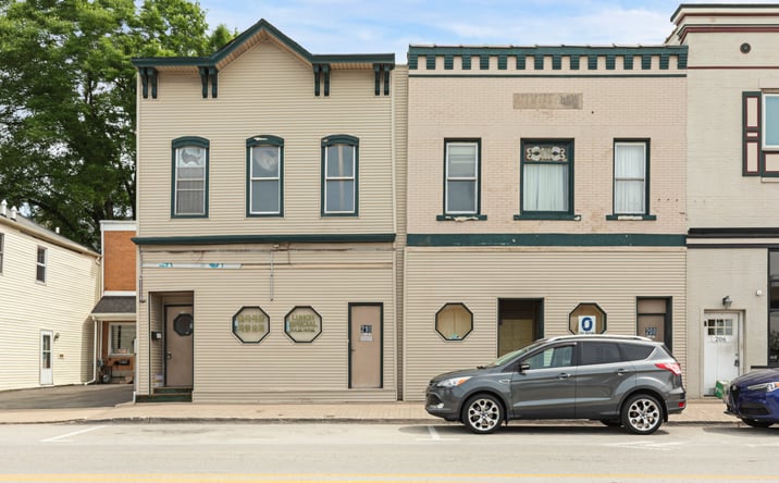 Pictures of Retail, Restaurant property located at 208-210 Main St, Lemont, IL 60439 for lease - image #1