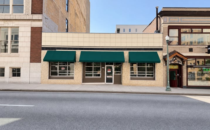 Pictures of Restaurant property located at 105 South 2nd Street, Memphis, TN 38103 for lease - image #1