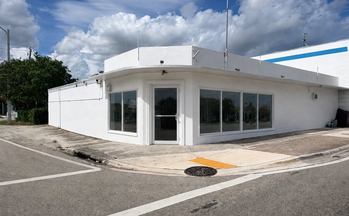 Pictures of Retail, Office property located at 3045 West Broward Boulevard, Fort Lauderdale, FL 33312 for lease - image #1