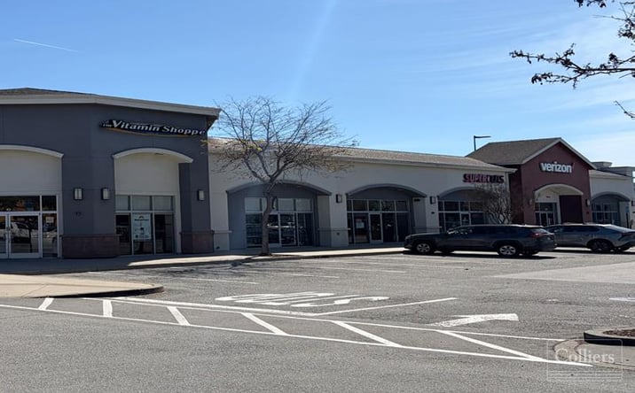Pictures of Retail, Restaurant property located at 6965 Camino Arroyo, Gilroy, CA 95020 for lease - image #1