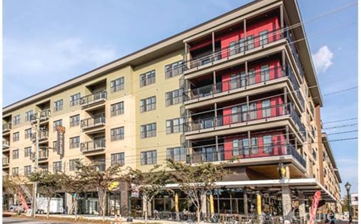 Pictures of Retail property located at 675 N Highland Ave NE, Atlanta, GA 30306 for lease - image #1