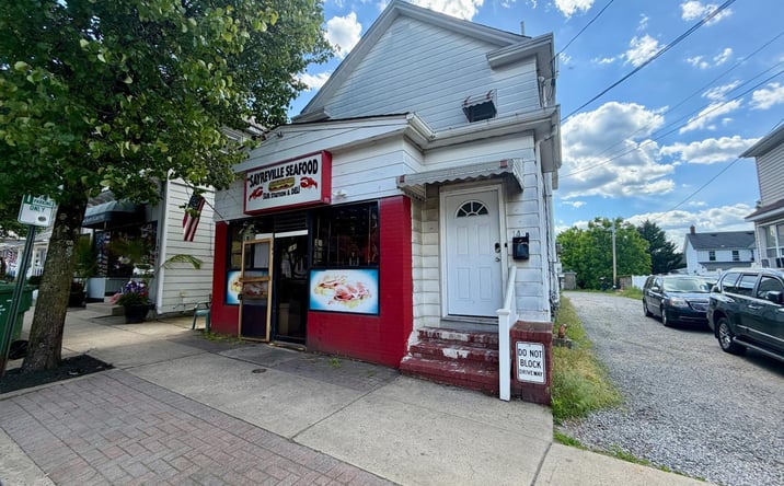 Pictures of Retail property located at 141 Main Street, Sayreville, NJ 08872 for lease - image #1