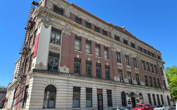 Pictures of Office property located at 30 N 2nd St, Memphis, TN 38103 for lease - image #1