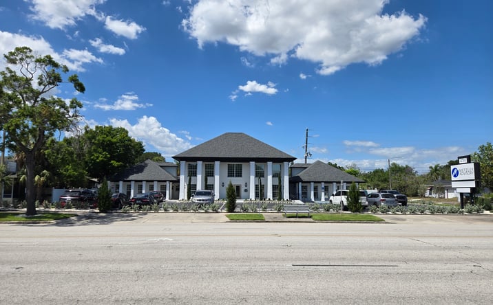 Pictures of Office property located at 4701 CENTRAL AVE, ST. PETERSBURG, FL 33713 for lease - image #1