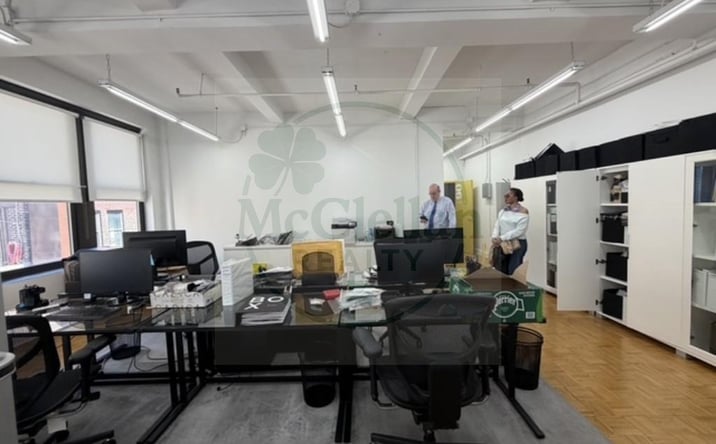 Pictures of Office property located at West 38th Street, New York, NY 10018 for lease - image #1