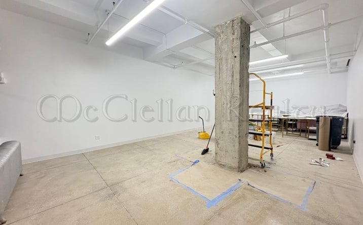 Pictures of Office property located at West 38th Street, New York, NY 10018 for lease - image #1