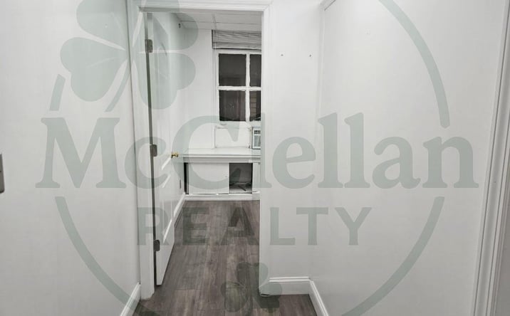Pictures of Office property located at West 32nd Street, New York, NY 10001 for lease - image #1