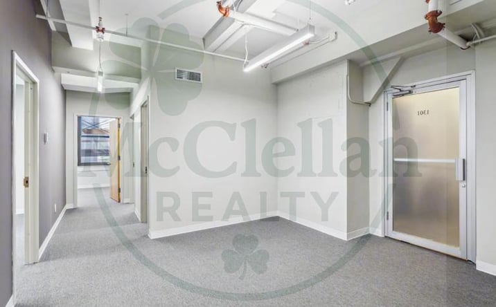 Pictures of Office property located at Madison Ave, New York, NY 10017 for lease - image #1