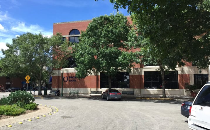 Pictures of Office property located at 401 Main Plaza, New Braunfels, TX 78130 for lease - image #1