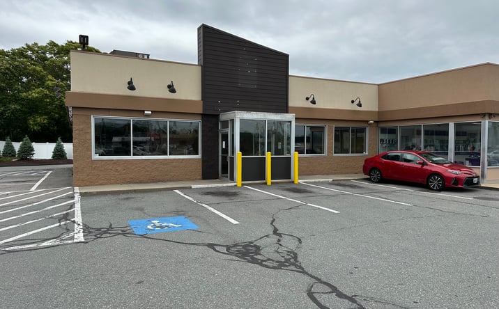 Pictures of Retail property located at 1584 Warwick Ave, Warwick, RI 02889 for lease - image #1