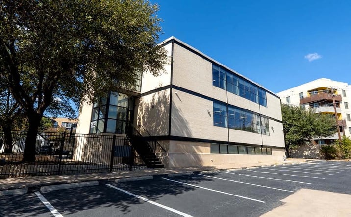 Pictures of Retail, Office property located at 5815 Airport Blvd, Austin, TX 78752 for lease - image #1