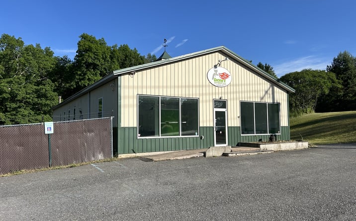 Pictures of Retail property located at 2203 Pennsylvania 715, Reeders, PA 18352 for lease - image #1