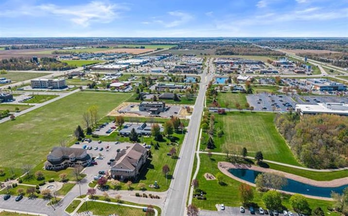 Pictures of Office property located at 3233B Business Park Drive, Stevens Point, WI 54482 for lease - image #1