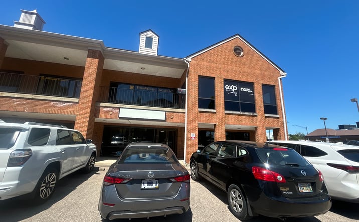 Pictures of Retail, Office property located at 9452 Kenwood Road #9468, Cincinnati, OH 45242 for lease - image #1