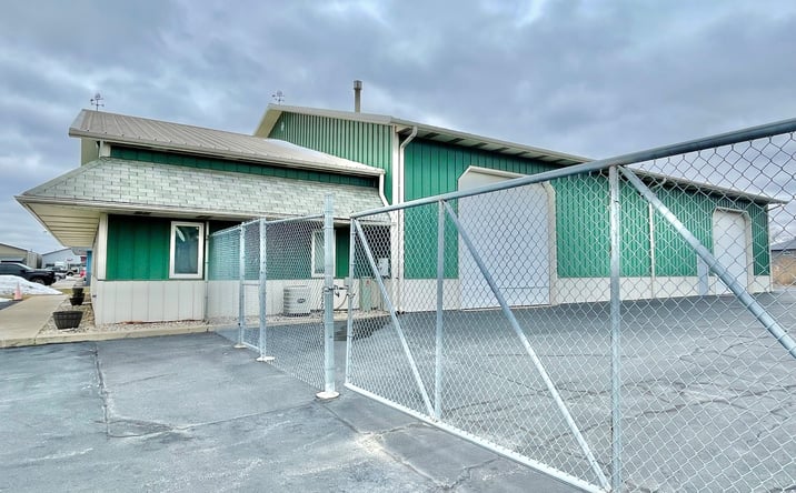 Pictures of Industrial property located at 320 INDUSTRIAL DR, GRIFFITH, IN 46319-3853 for lease - image #1