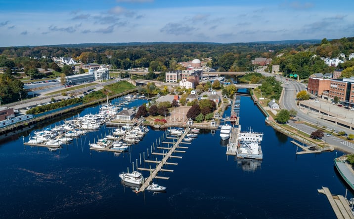 Pictures of Retail property located at 150 Chelsea Harbor Dr, Norwich, CT 06360 for lease - image #1