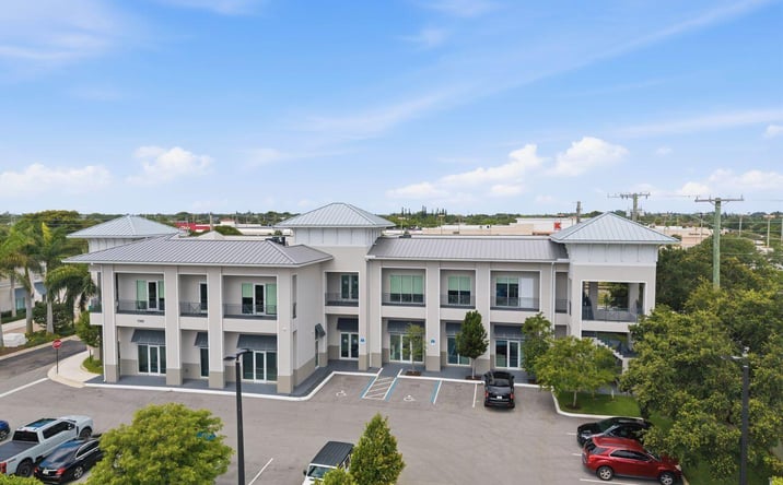 Pictures of Office property located at 1300 South Dixie Highway, Lantana, FL 33462 for lease - image #1