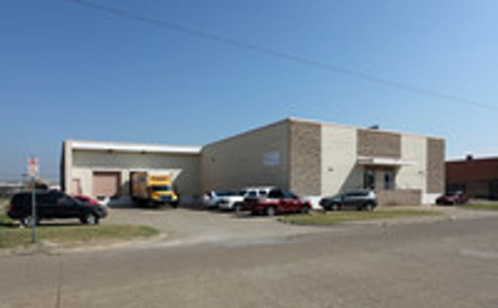 Pictures of Industrial property located at 2619-2621 Nova Dr., Dallas, TX 75229 for lease - image #1