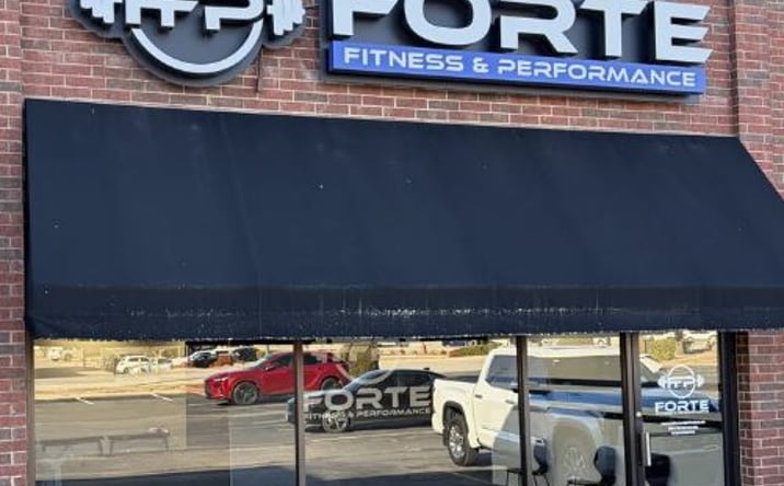 Pictures of Retail property located at 406 Mercedes Street, Benbrook, TX 76126 for lease - image #1