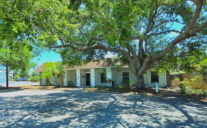 Pictures of Retail, Office, Special Purpose property located at 4506 26TH ST W, BRADENTON, FL 34207-7201 for lease - image #1