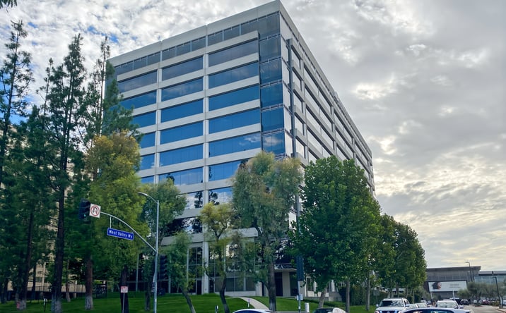 Pictures of Office property located at 6303 Owensmouth Avenue, 10th Floor, Los Angeles, CA 91367 for lease - image #1
