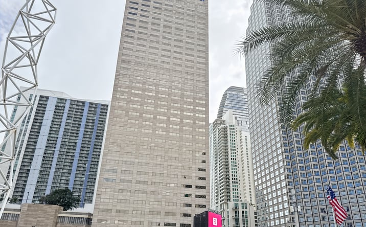 Pictures of Office property located at 201 South Biscayne Blvd, 28th Floor, Miami, FL 33131 for lease - image #1