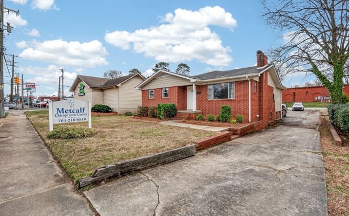 Pictures of Retail property located at 205 Statesville Boulevard, Salisbury, NC 28144 for lease - image #1