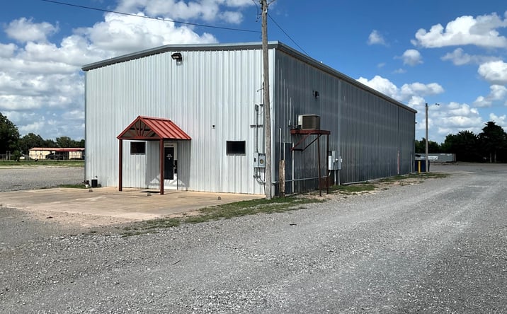Pictures of Industrial property located at 1220 N 16th St, Chickasha, OK 73018 for lease - image #1