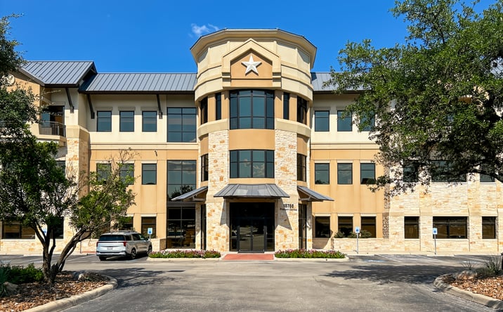 Pictures of Office property located at Stone Oak Parkway, Suite 200, San Antonio, TX 78258 for lease - image #1