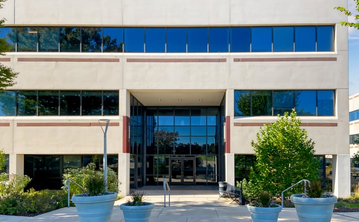 Pictures of Office property located at 325 Sentry Parkway, Building 5 West, Suite 200, Blue Bell, Whitpain Township, PA 19422 for lease - image #1