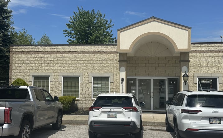 Pictures of Office property located at 909 Callendar Blvd., Painesville, OH 44077 for lease - image #1
