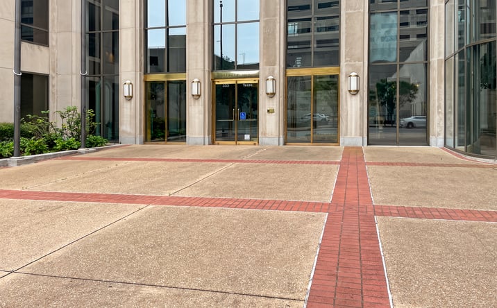 Pictures of Office property located at 333 Texas Street, Suite 1300, Shreveport, LA 71101 for lease - image #1