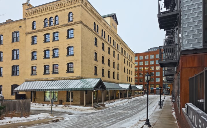 Pictures of Office property located at 333 N Washington Ave, Minneapolis, MN 55401 for lease - image #1