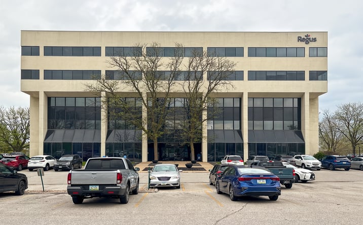 Pictures of Office property located at 1501 42nd Street, West Des Moines, IA 50266 for lease - image #1