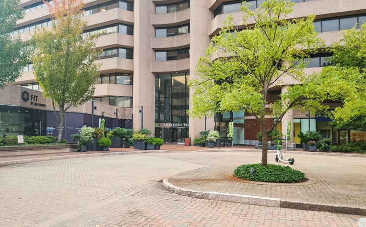 Pictures of Office property located at 2451 Crystal Dr, Arlington, VA 22202 for lease - image #1