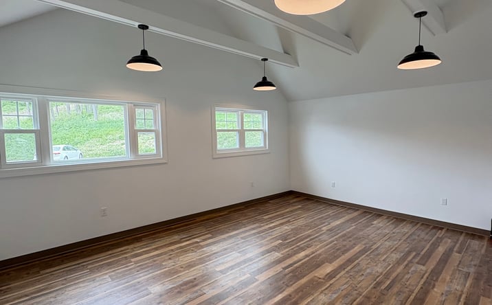 Pictures of Retail property located at 517 Salt Point Turnpike, Poughkeepsie, NY 12601 for lease - image #1
