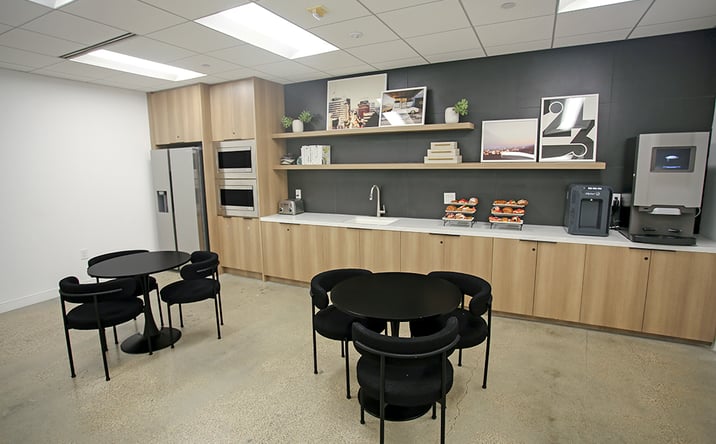 Pictures of Office property located at 9701 Wilshire Blvd, Beverly Hills, CA 90212 for lease - image #1