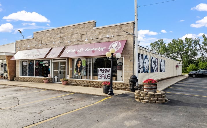 Pictures of Retail property located at 605 W Baltimore Street B, Wilmington, IL 60481 for lease - image #1