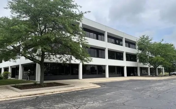 Pictures of Office property located at 2900 Charlevoix Dr SE, Grand Rapids, MI 49546 for lease - image #1
