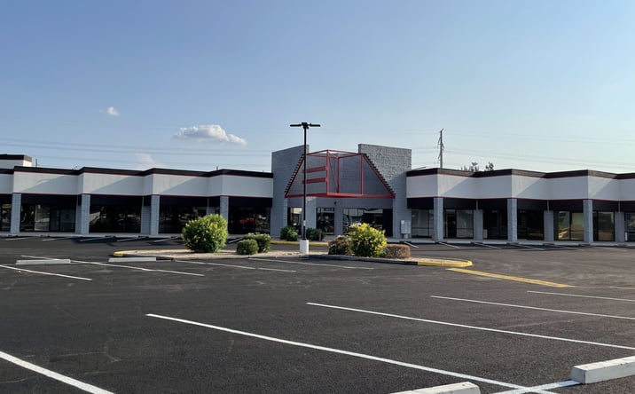 Pictures of Retail property located at 10820 N 43rd Ave, Glendale, AZ 85304 for lease - image #1