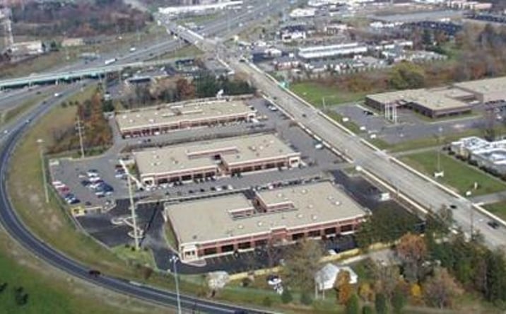 Pictures of Office, Retail property located at 4670 Richmond Road, Warrensville Heights, OH 44128 for lease - image #1