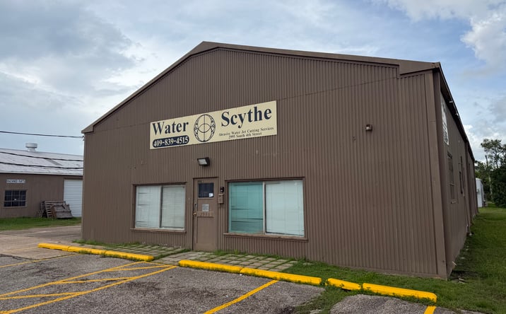 Pictures of Retail, Industrial, Land property located at 2995 South 4th Street, Beaumont, TX 77701 for lease - image #1