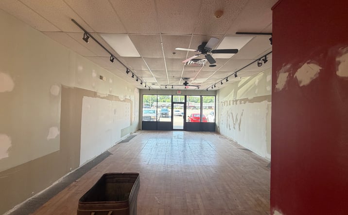 Pictures of Retail property located at 732 BELMONT ST, BROCKTON, MA 02301-5602 for lease - image #1