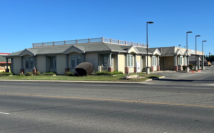 Pictures of Retail, Office, Special Purpose property located at 1221 Bridge Street, Yuba City, CA 95991 for lease - image #1