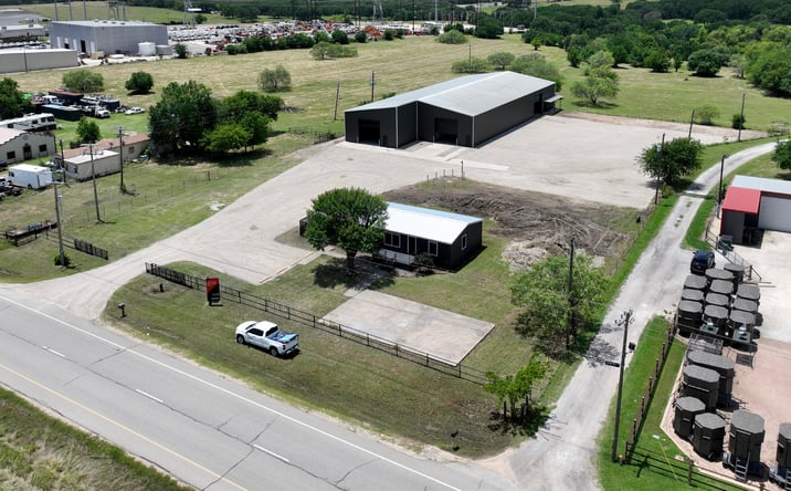 Pictures of Industrial property located at 4528 I-35 W, Alvarado, TX 76009-5967 for lease - image #1