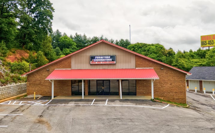 Pictures of Retail, Office property located at 2560 Winfield Dunn Pkwy, Kodak, TN 37764 for lease - image #1